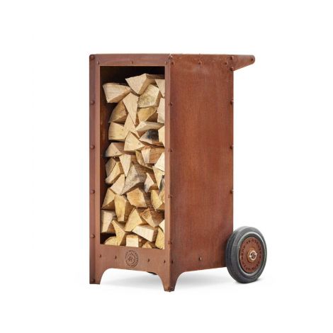 Ker Holzlager und Wagen aus Cortenstahl